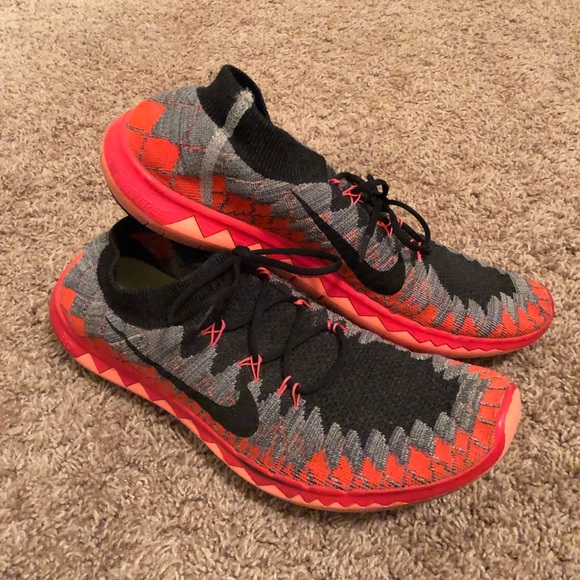 Nike Flyknit - Picture 1 of 2